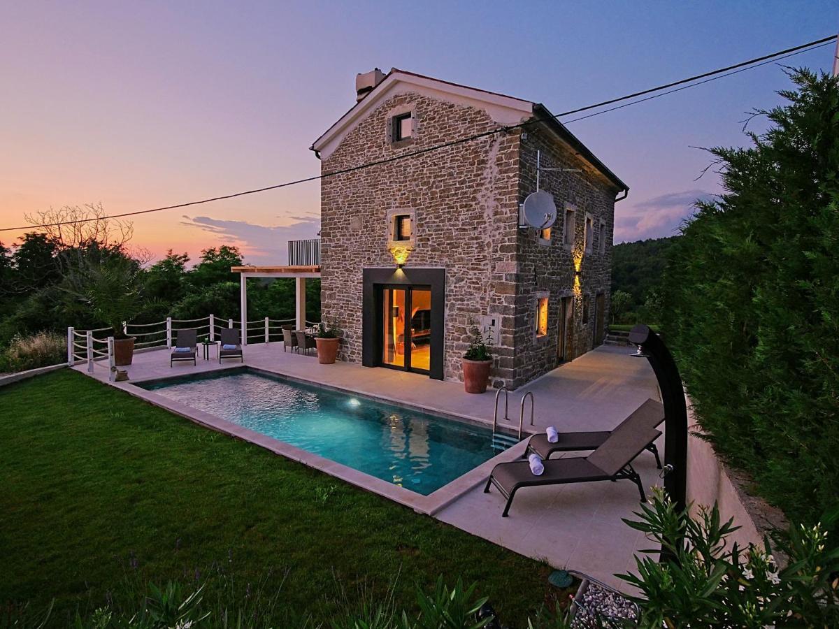 Villa Carica Krasica  Exterior foto